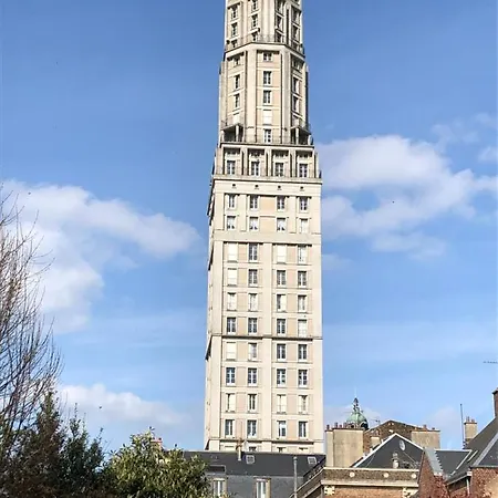 Cocooning Et Tranquille Dans Un Jardinet A L'arrière D'une Copropriété 2mm De La Gare Appartement